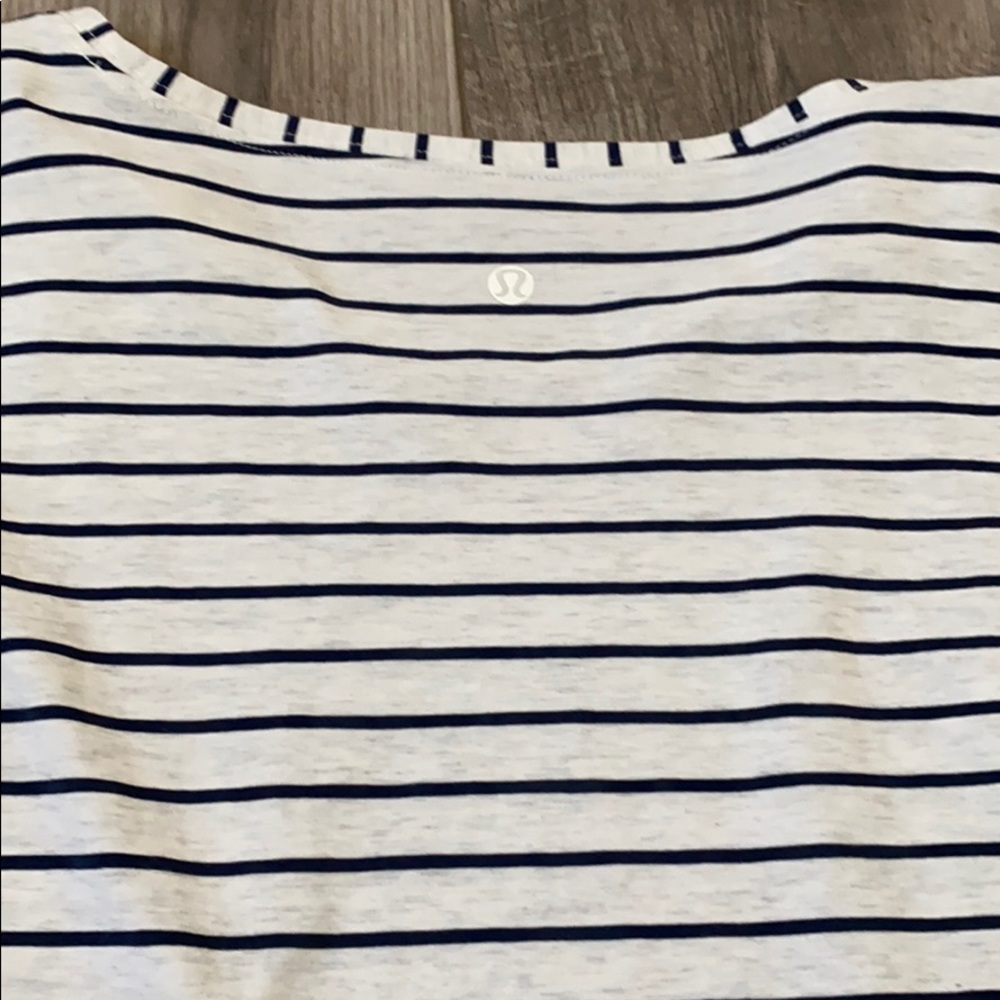 Long sleeve Lululemon top
